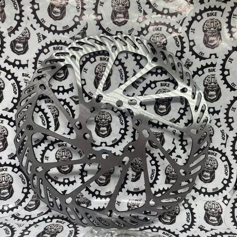 Shimano MT200 brakes with rotors for smooth stopping power