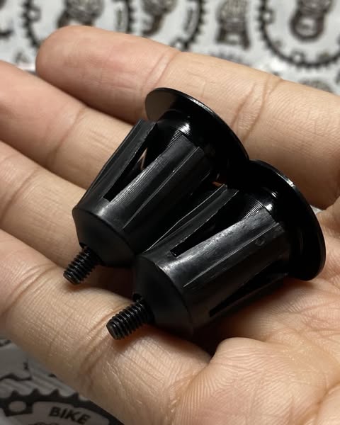 Shimano PRO bike bar ends for road and MTB bikes.