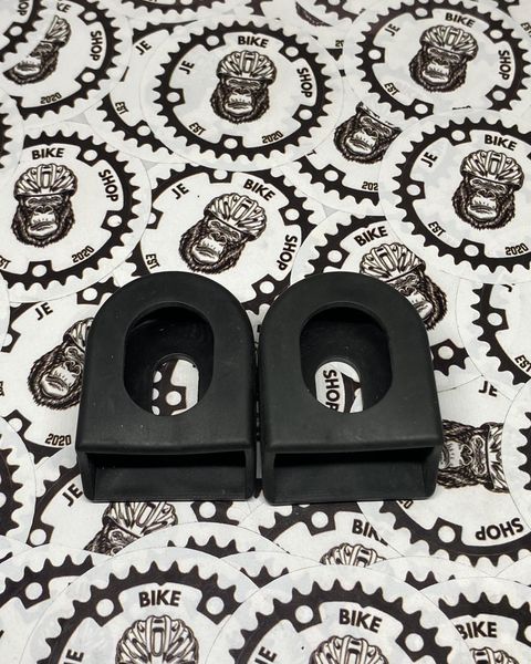 Durable crank protection boots, 1 pair in black, red, and blue