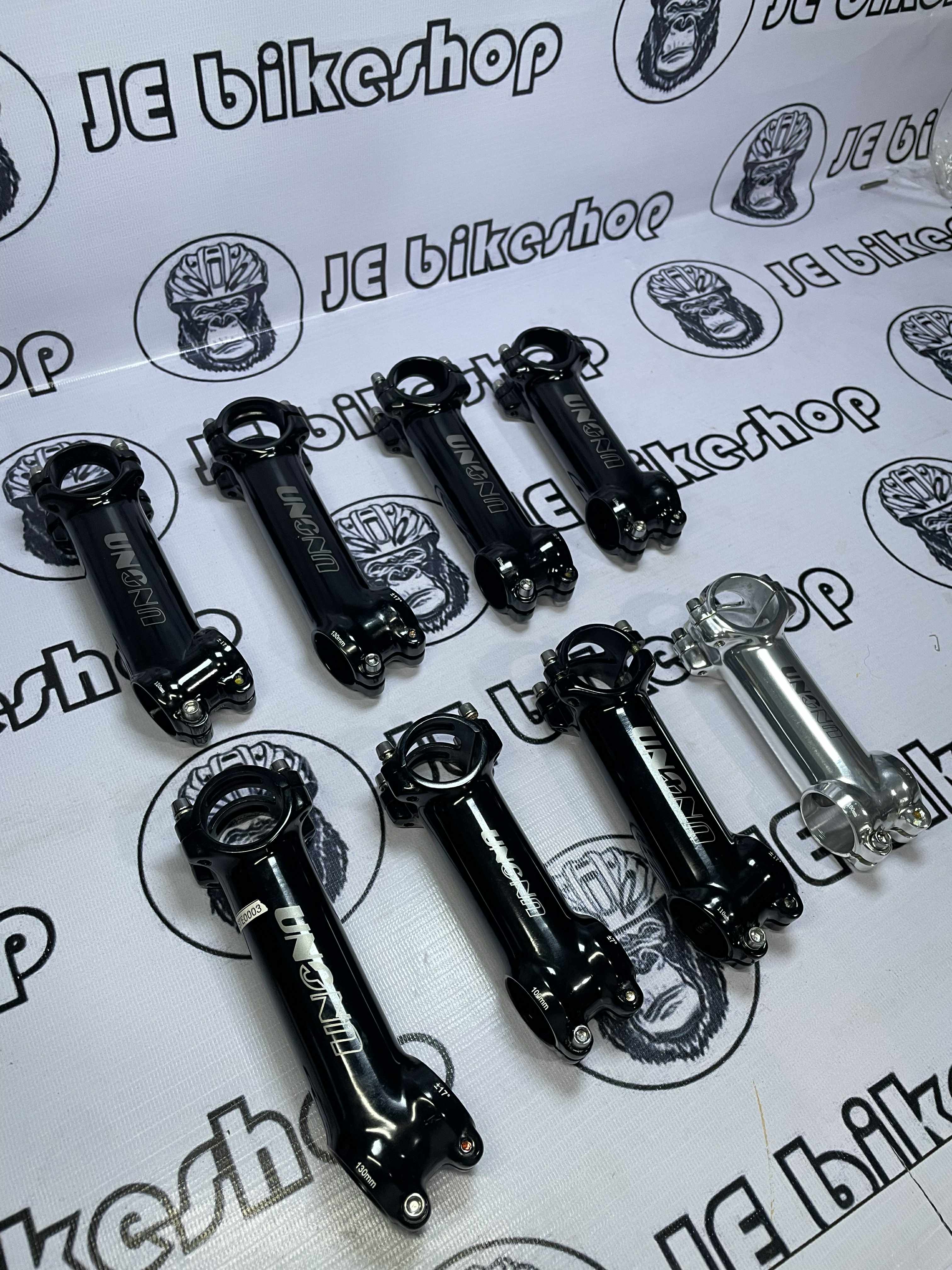 UNO LIGHTWEIGHT ALUMINUM GLOSSY BLACK STEM