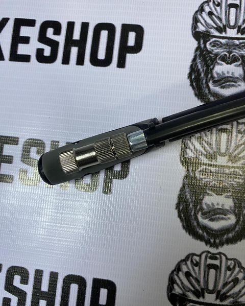 MTB and road bike digital shock pump, Think Rider brand.