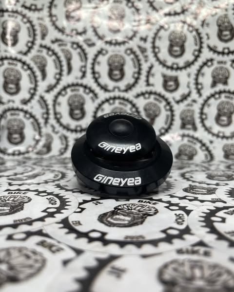 Gineyea integrated headset carbon top cap and bearings