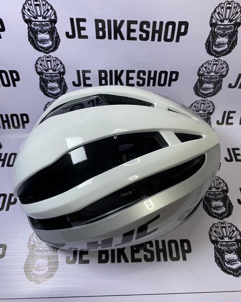 HJC Ibex helmet silver white with adjustable fit 54-60cm.