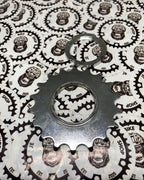 18T single speed fixie cog with lockring for track bikes.
