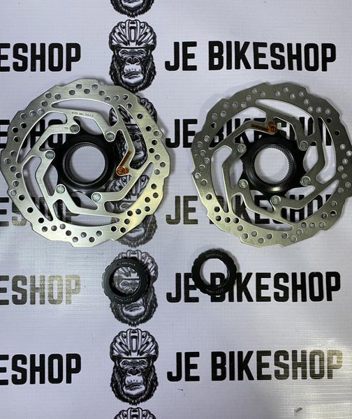 Shimano Center Lock RT10 disc brake rotor for MTB and road bikes.