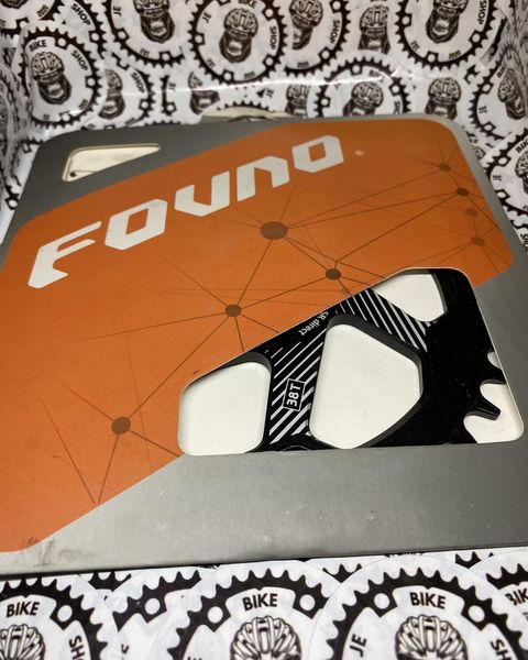 SWXT SRAM direct mount chainring 3mm offset black red design