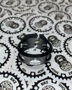 Mountainpeak bolt type seat clamp for MTB and road bikes.