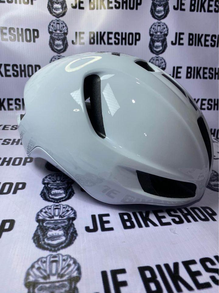 KASK Utopia white cycling helmet for MTB and road bike riders