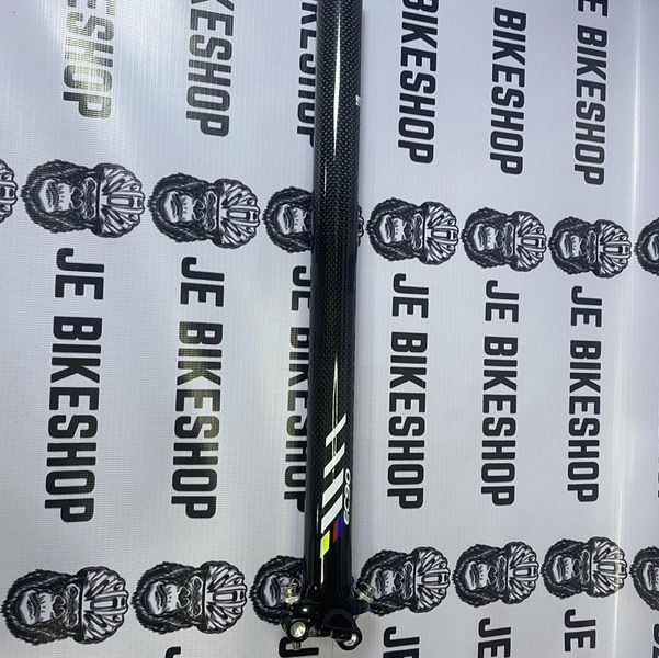 EC90 glossy black seat post zero setback in 31.6, 30.8, 27.2mm