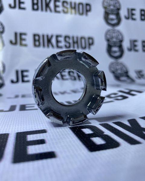 Durable spoke wrench for tightening bike spokes.