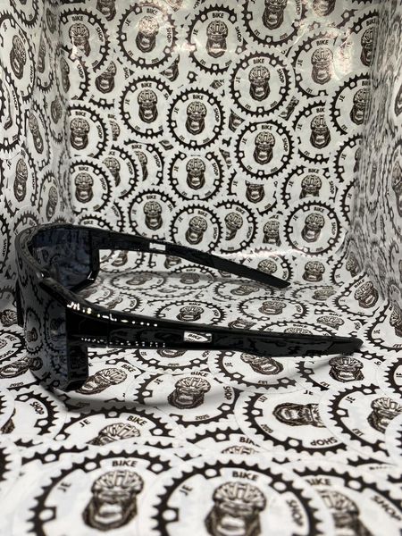 Black cycling sunglasses for UV protection and stylish look