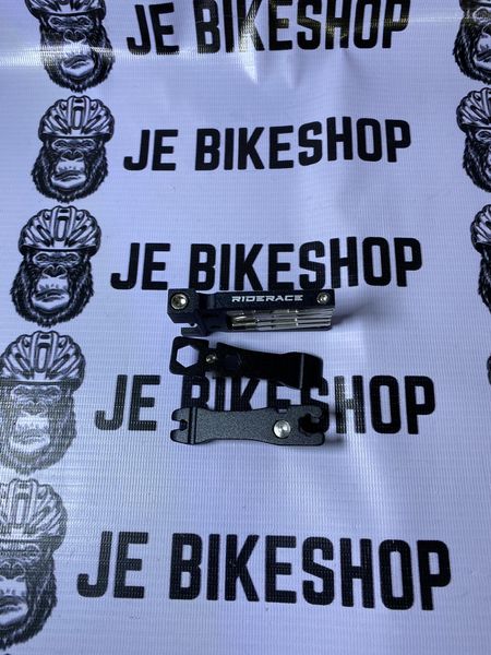 Complete Rider Ace bicycle multi-tool with chain breaker.