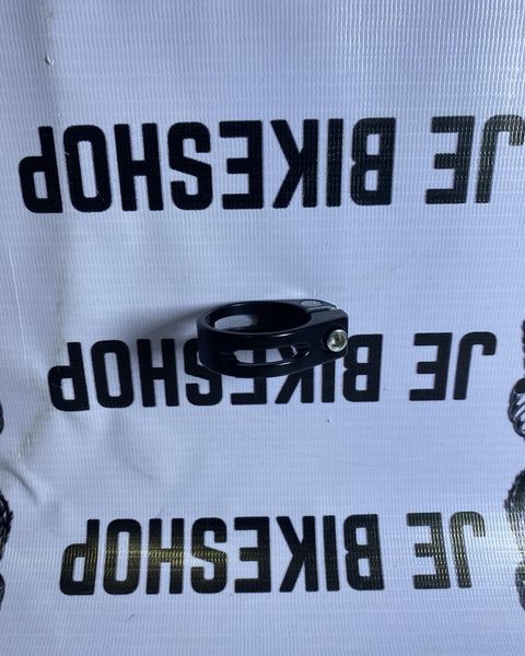 Bike seat clamp 31.8mm bolt type aluminum lightweight