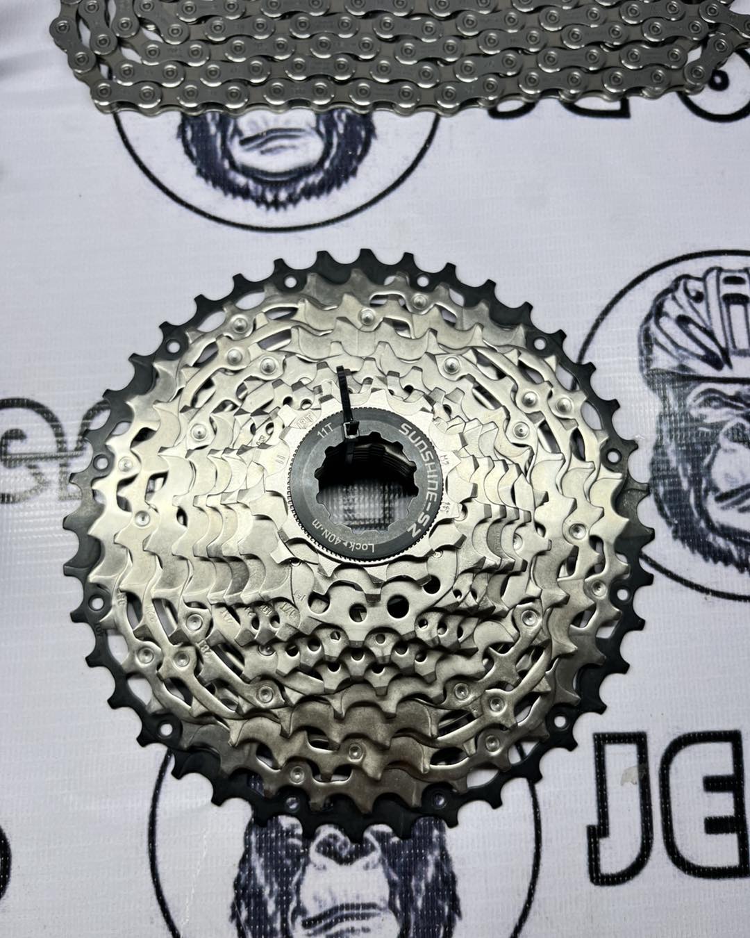 SHIMANO DEORE M5120 RD AND M5100 SHIFTER WITH HOLLOW HG601 AND ULTRA LIGHT SUNSHINE 11-40T   COGS