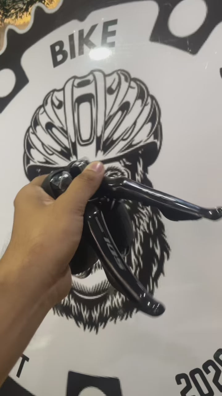 SHIMANO 2X11 105 R7000 STI